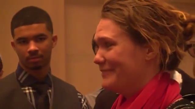 Emotional Shahada with Sh Yusuf Estes -A sister. смотреть онлайн