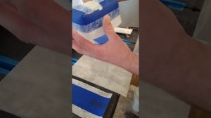 гидроизоляция ванной и формирование угла из ленты МАПЕБАН.