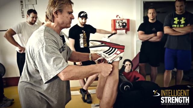 HAMSTRINGS - TOM PLATZ смотреть онлайн