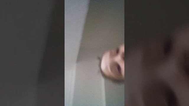 первая часть кидаем из за дома из окон смотреть онлайн