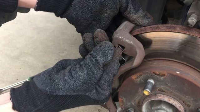 Nissan Sentra Front Brake Pad Replacement смотреть онлайн