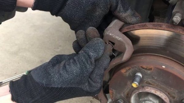 Nissan Sentra Front Brake Pad Replacement
