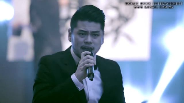 Love Is By Your Side by Dennis Lau & Michael Leaner Tun M Anniversary смотреть онлайн