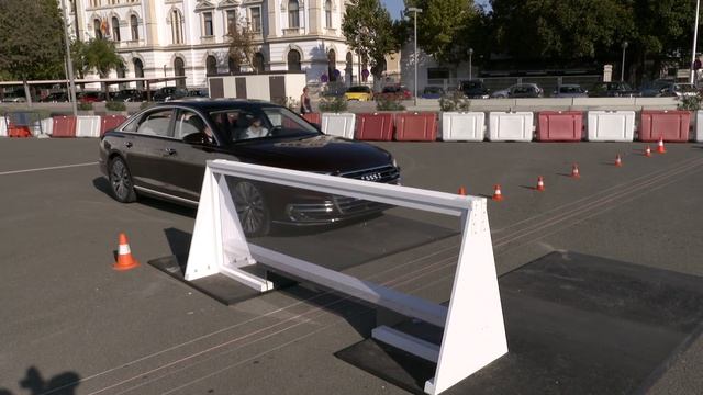 Neuer Audi A8: Das Technikspektakel im Video смотреть онлайн