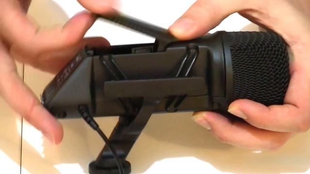 Let's Unbox: Rode Stereo VideoMic unboxing, review and audio test смотреть онлайн