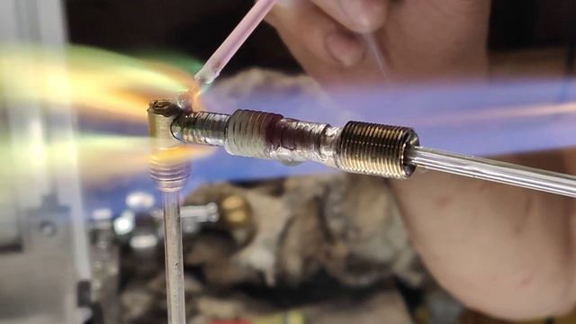 Пайка серебряным твёрдым припоем: соединяю нержавейку, латунь, медь и сталь в одну деталь смотреть онлайн