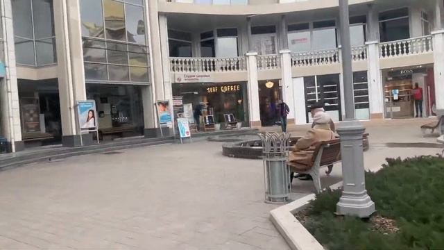 Читаю Вулф, иду в Surf-coffee, готовлю болоньезе | Влог смотреть онлайн