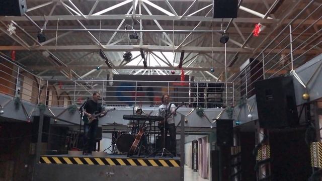soundcheck "Паб Сталева Гора" (г.Ровно). На сцені DRIVEBOX band. смотреть онлайн