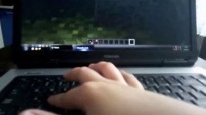 Как играть в Minecraft на клавиатуре на ноутбуке