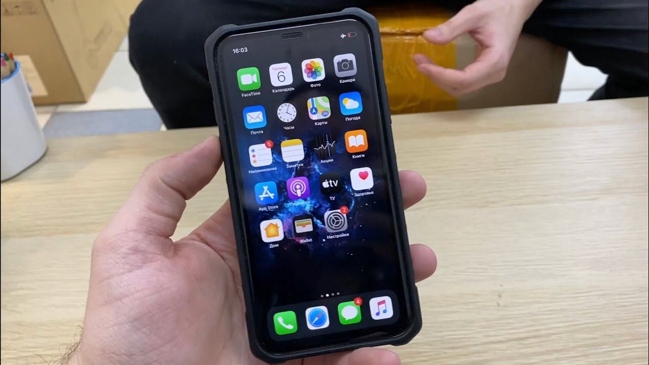 iPhone XR после iPhone 6S - выгодная б/у-шка в 2020 году?! смотреть онлайн