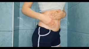 Урчащий животик подруги