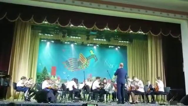 Валерий Калинин, оркестр народных инструментов "Русский лад". Фантазия на тему карело-финской польк смотреть онлайн