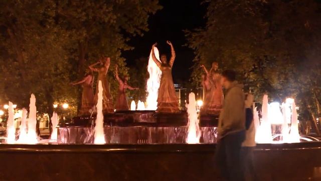 Уфа. Фонтан "7 девушек". Башкирская легенда. смотреть онлайн