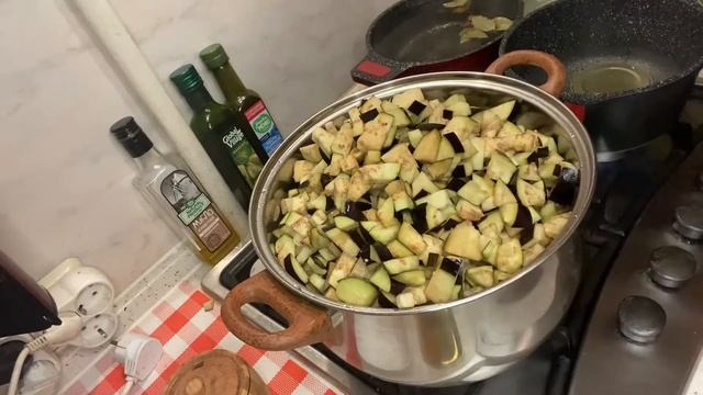 Баклажаны/Самый вкусный рецепт/Икра из баклажанов/Вкусная закуска????? смотреть онлайн