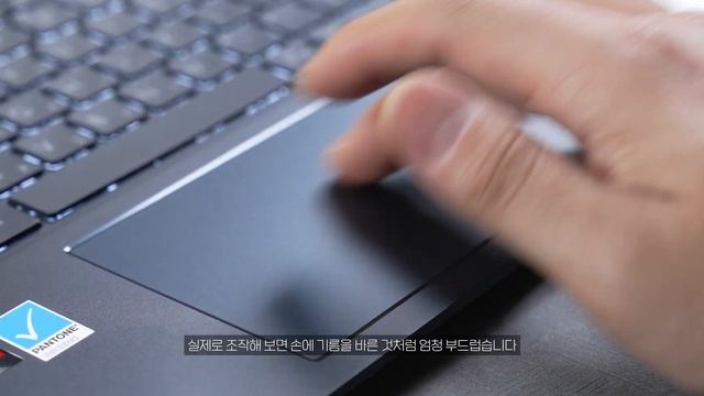 이것저것 다 하기 좋은 노트북을 찾으면 딱 이 정도가 아닐까요? ASUS Zenbook 15 OLED UM3504DA смотреть онлайн