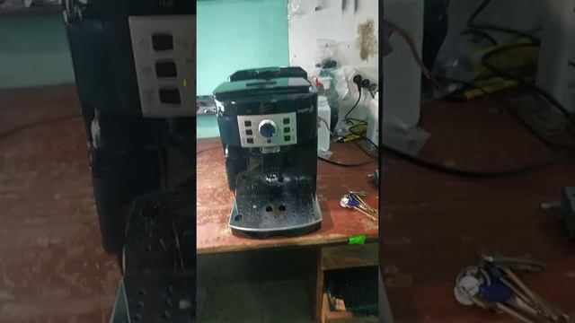 Настройка уровня воды при заваривании кофемашины delonghi 22.110 смотреть онлайн