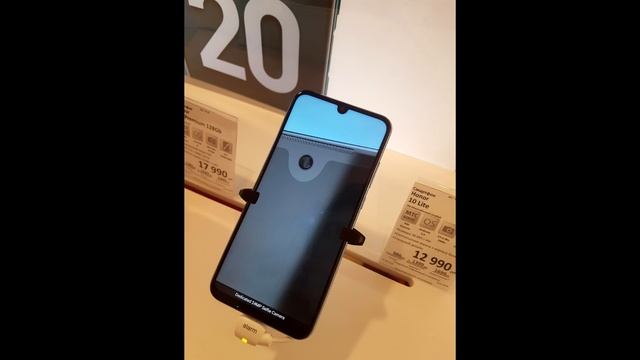 Смартфон HONOR 10 Lite - Выгорает экран за 3 месяца, прямо на витрине XD смотреть онлайн