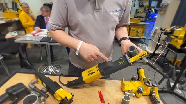 Мастер класс от Сансвара | Как пользоваться REMS АККУ-ТИГР 22 V VE | АККУМУЛЯТОРНАЯ САБЕЛЬНАЯ ПИЛА