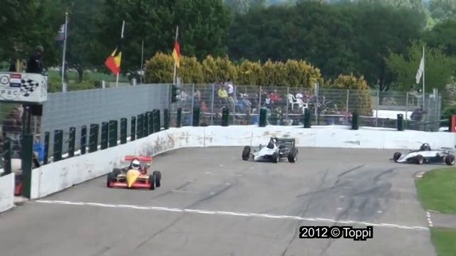 Posterholt Raceway 13-05-2012 Formule Toyota 1e Manche (8'47).mpg смотреть онлайн