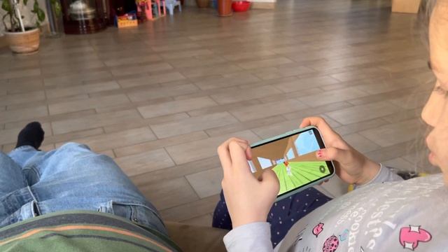 Ульяна играет в Роблокс смотреть онлайн