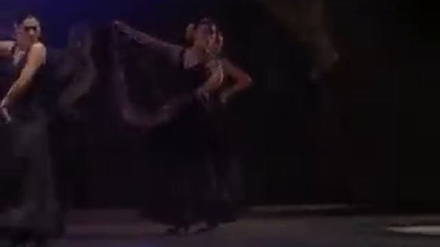 Flamenco Dance alegrias"Gades"performed by group "Andalucia" смотреть онлайн