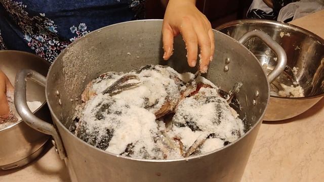 Домашнее копчение. Как закоптить рыбу смотреть онлайн