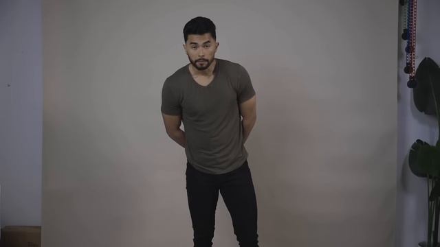 7 Ways To Look BETTER Wearing Jeans смотреть онлайн