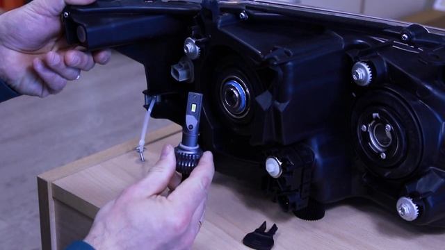 Светодиодные лампы Vizant D20 цоколь H1 CSP 3570 Philips 24W 4400lm 5000k 2 шт смотреть онлайн