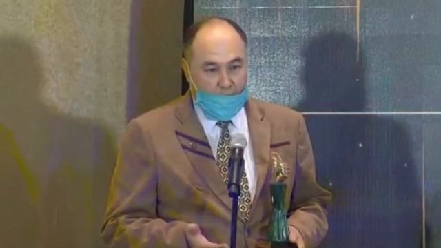 Лауреат национальной премии «Народный любимец» ЗА РЕШЕТКОЙ! смотреть онлайн