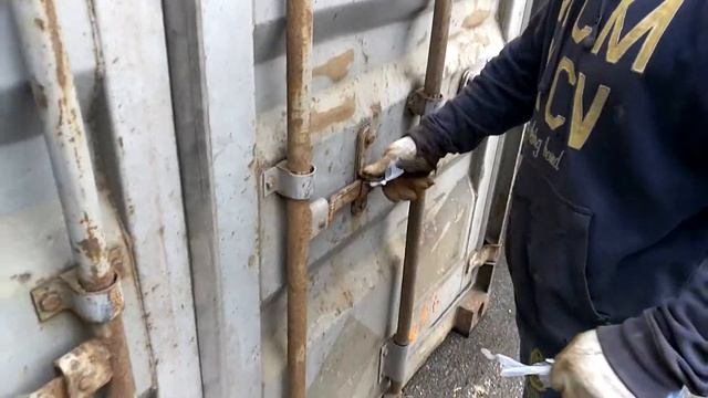 TOYOTA PRIUS ALPHA Пломбировка контейнера отправка в Москву смотреть онлайн