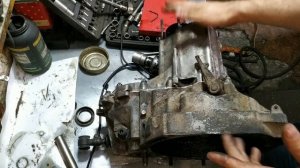 Нюанс при сборке КПП таврия, сенс (нет нейтралки после ремонта)