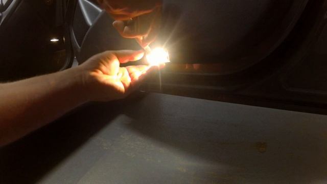 Mercedes A45 / CLA45 Unterboden / Türbeleuchtung AMG LED LOGO Stern смотреть онлайн