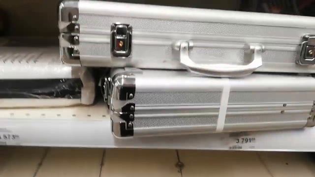 VLOG: ЛЕРУА-МЕРЛЕН КАК УКРАСИТЬ ДОМ К НОВОМУ ГОДУ /ПРАВИЛА ДОМА / ШЬЮ ПЛАТЬЕ ДЛЯ ДОЧКИ смотреть онлайн