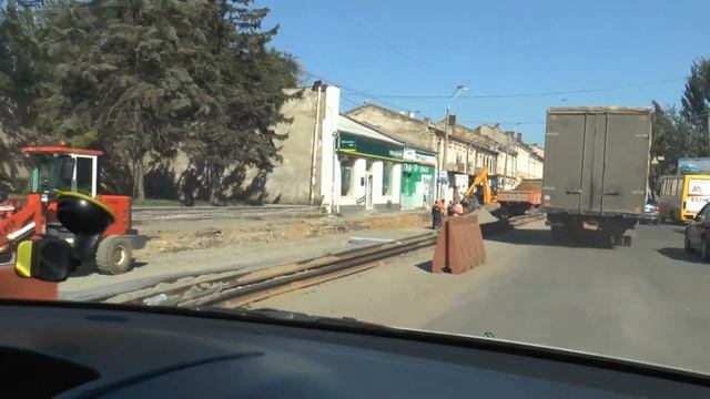 Ремонт трамвайной линии у Пересыпьского моста. Одесса смотреть онлайн
