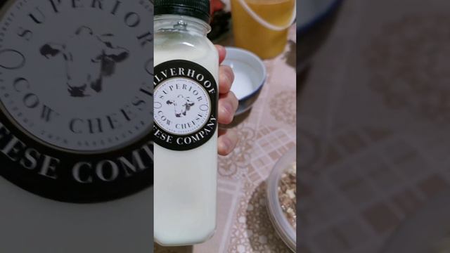 Самый полезный завтрак? Наскучило яйцо но лень готовить? Попробуйте #гранола #йогурт #акколь #вкусн смотреть онлайн