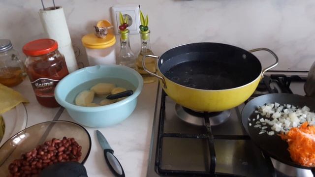 Суп с фасолью и курицей рецепт смотреть онлайн