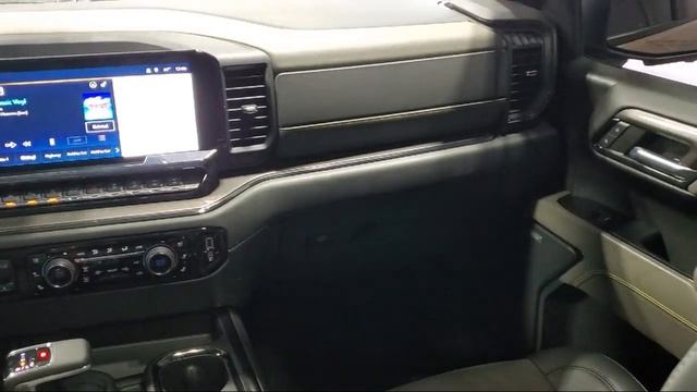 2022 Chevrolet Silverado 1500 ZR2 Crew Cab Akron Canton Wadsworth Cuyahoga Falls Green смотреть онлайн
