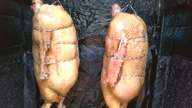 Как коптить гуся? Копчёние гусей быстро и вкусно! смотреть онлайн