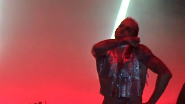 Achille Lauro - me ne frego @ Pescara 7/09/2022 смотреть онлайн