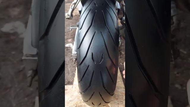 Чернение резины на спортбайке #мото #спортбайк #motorcycle #honda #moto смотреть онлайн