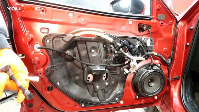 2014-2018 Mazda 3 Door Window Removal смотреть онлайн