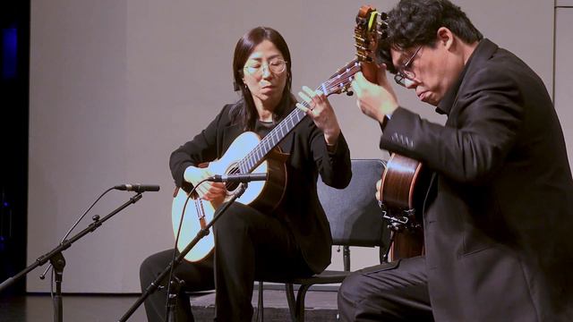 Tríptico - I. Allegro (L. Brower) / Alhambra Guitar Ensemble, Guitar Duo смотреть онлайн