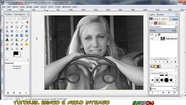 Tutorial Gimp 2.8 - Bianco e Nero intenso смотреть онлайн
