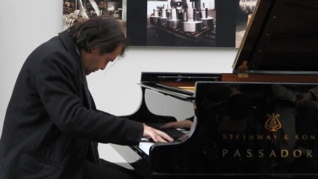 Maxence Cyrin - Where Is My Mind, live at Piano City Milano '23 смотреть онлайн