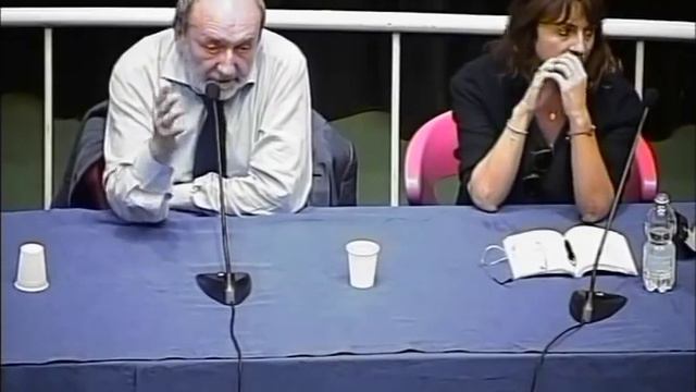 Umberto Galimberti Le cose dell'amore presso la Sala dei congressi di Ravenna смотреть онлайн