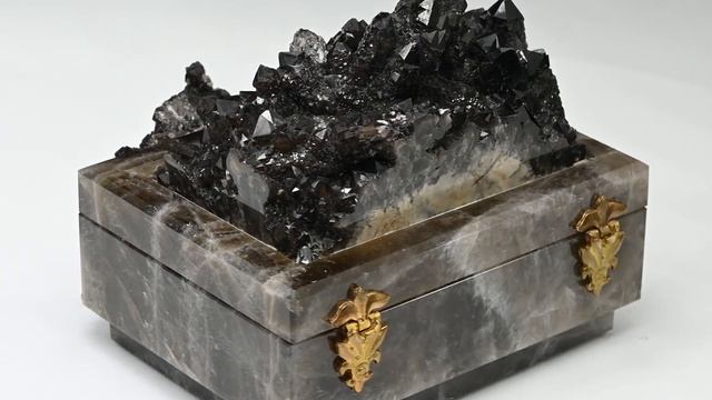 Шкатулка коллекционная из камня раухтопаз "Друзы морион". Арт: 3721641 смотреть онлайн