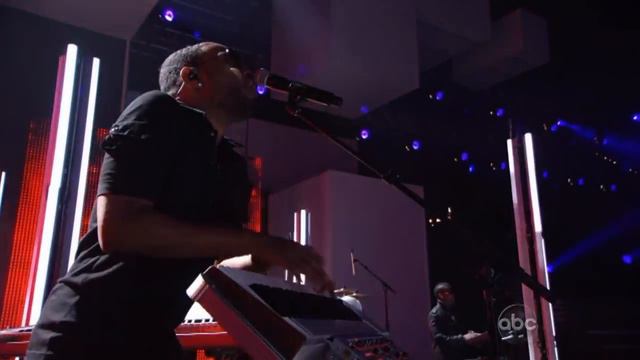 Taio Cruz - Dynamite + Break Your Heart - [LIVE] (Billboard Music Award) - HD1080 - |HD13|