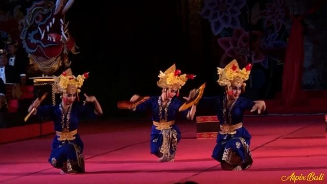 Tari Legong Pengeleb Gong Kebyar Legendaris Kab Buleleng di PKB 2023 смотреть онлайн