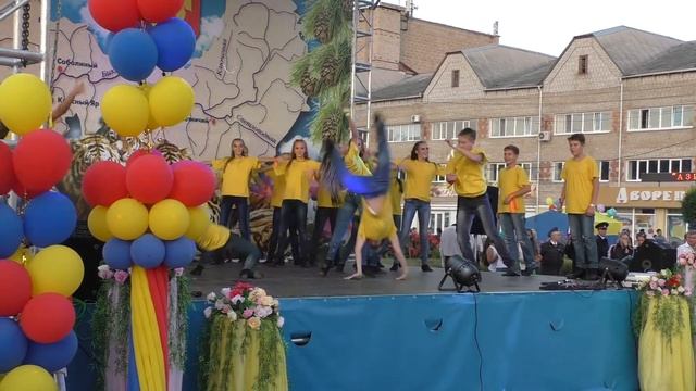молодое поколение смотреть онлайн