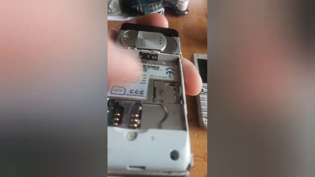 Мини обзор про SONY ERICSSON K550I и K770I/Не рабочие/На запчасти смотреть онлайн